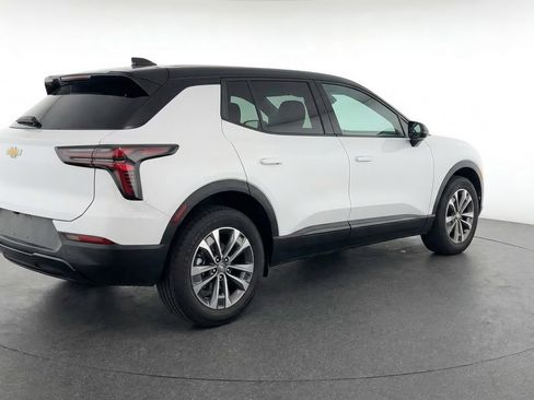 Used 2025 Chevrolet Equinox LT image 9