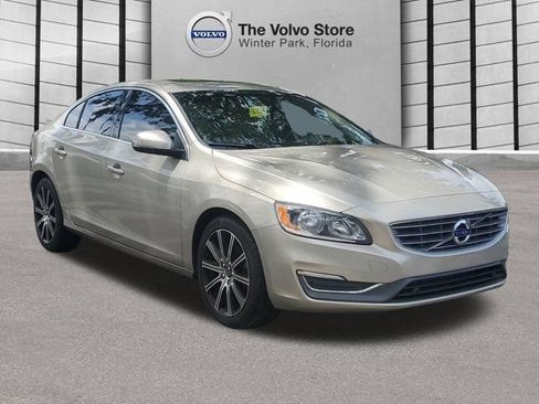 Used 2018 Volvo S60 T5 Inscription FWD image 3