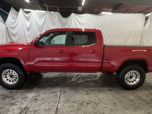 Used 2023 Toyota Tacoma TRD Sport AWD/4WD image 5