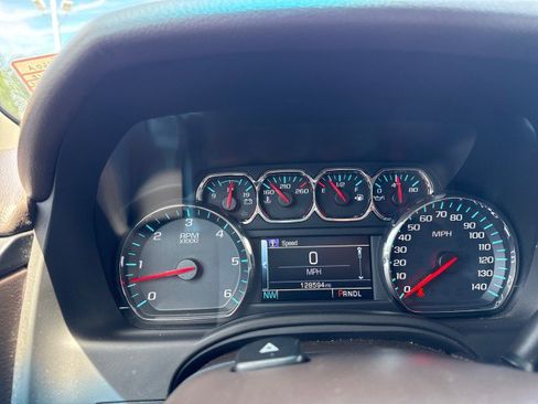 Used 2018 Chevrolet Tahoe LT RWD image 29