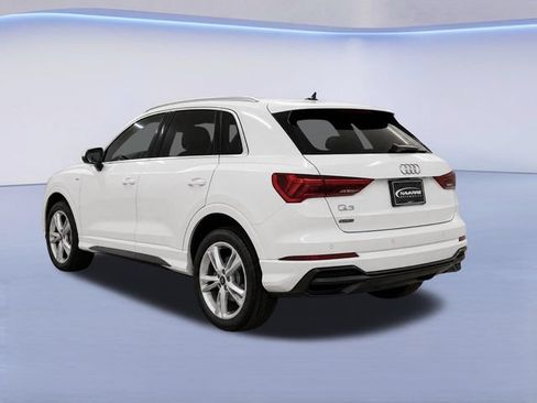 Used 2021 Audi Q3 2.0T Premium w/ Convenience Package AWD/4WD image 5