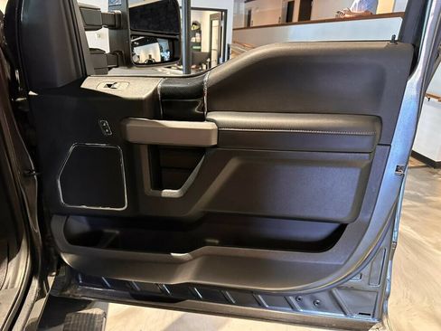 Used 2020 Ford F250 Platinum w/ FX4 Off-Road Package AWD/4WD image 29