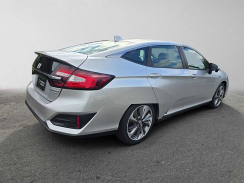 Used 2021 Honda Clarity Touring image 3