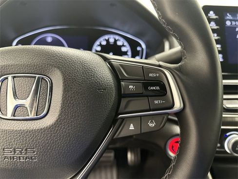 Used 2022 Honda Accord Sport image 34