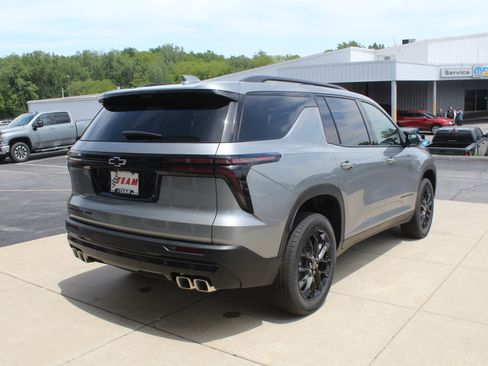 New 2026 Chevrolet Traverse LT w/ Midnight/Sport Edition AWD/4WD image 4