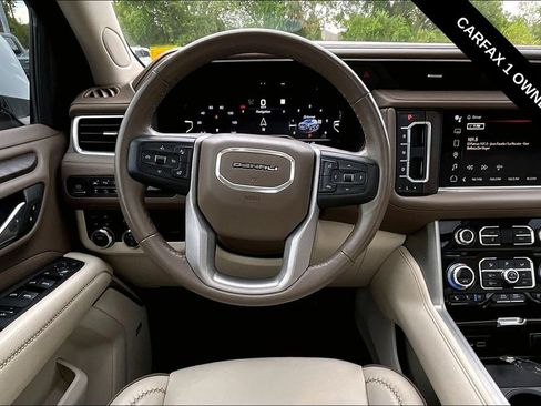 Used 2023 GMC Yukon Denali AWD/4WD image 11