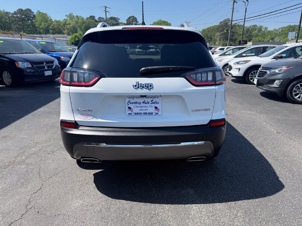Used 2019 Jeep Cherokee Limited w/ Luxury Group AWD/4WD image 10