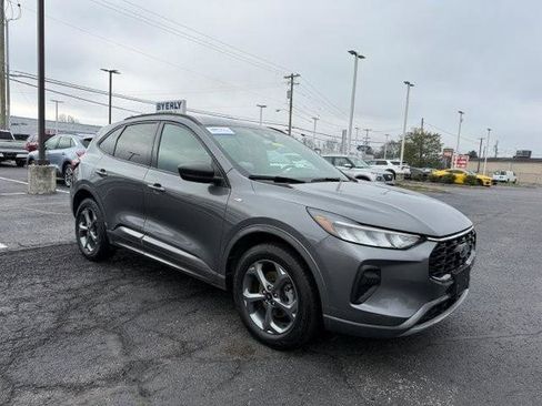 Certified 2023 Ford Escape ST-Line image 2