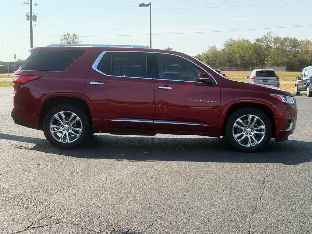 Used 2018 Chevrolet Traverse High Country AWD/4WD image 4