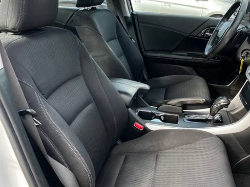 Used 2015 Honda Accord Sport image 12