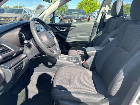 Used 2024 Subaru Forester Premium AWD/4WD image 20