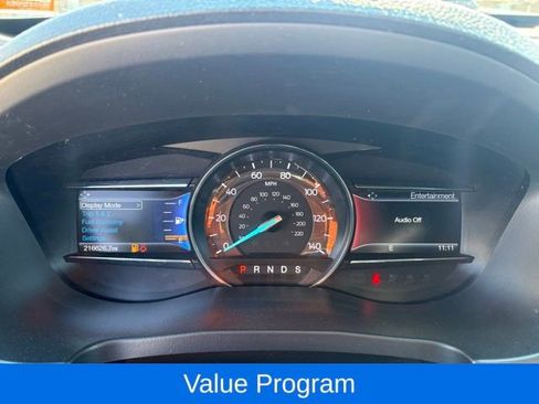Used 2016 Ford Explorer XLT w/ Equipment Group 202A AWD/4WD image 13