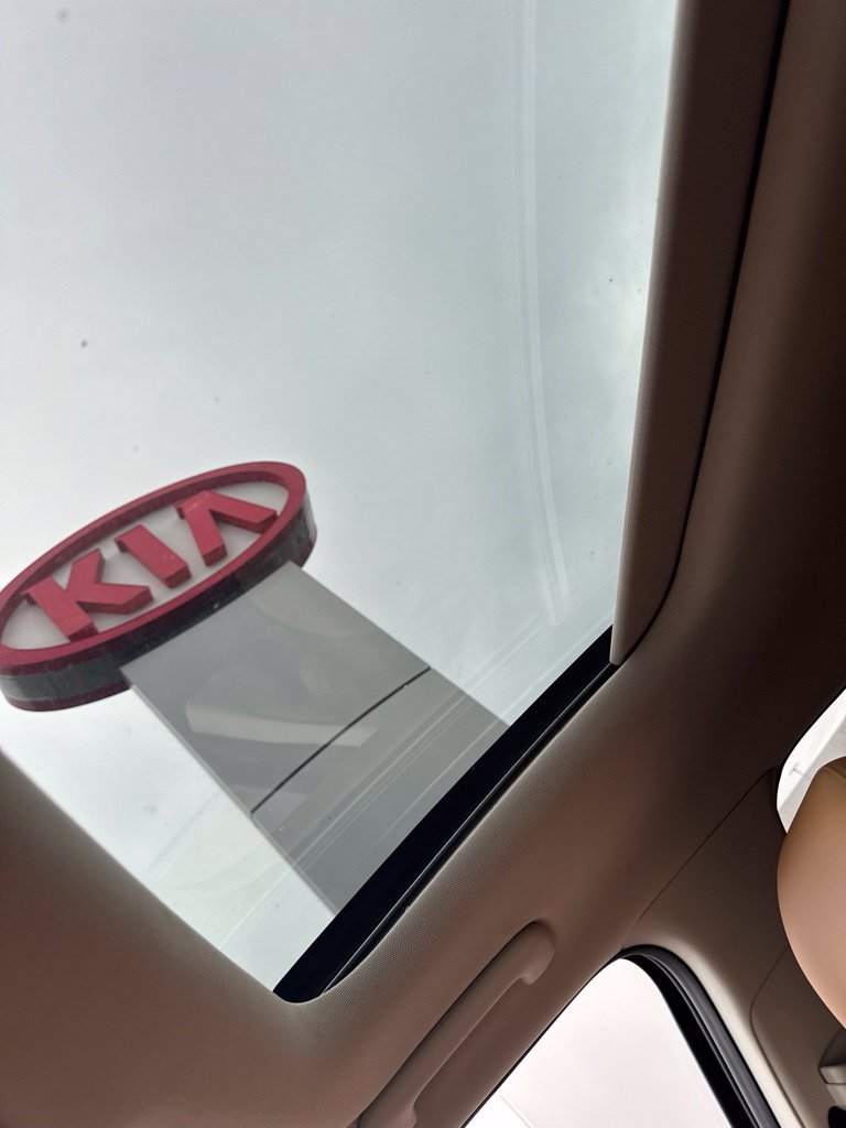 Certified 2023 Kia EV6 GT-Line AWD/4WD image 11