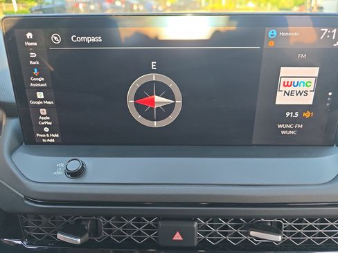 Used 2024 Honda Accord Touring image 19