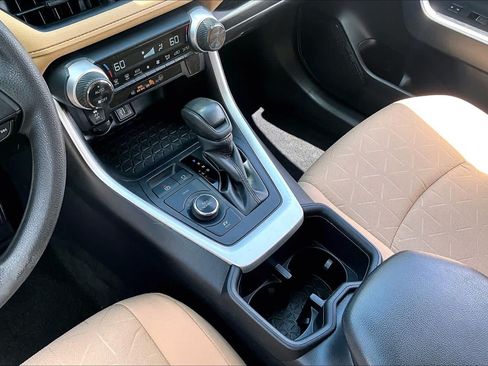 Used 2024 Toyota RAV4 XLE w/ Convenience Package AWD/4WD image 17