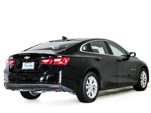 Used 2025 Chevrolet Malibu LT FWD image 6