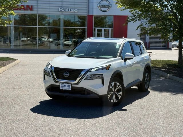 Used 2023 Nissan Rogue SV w/ SV Premium B Package AWD/4WD image 2