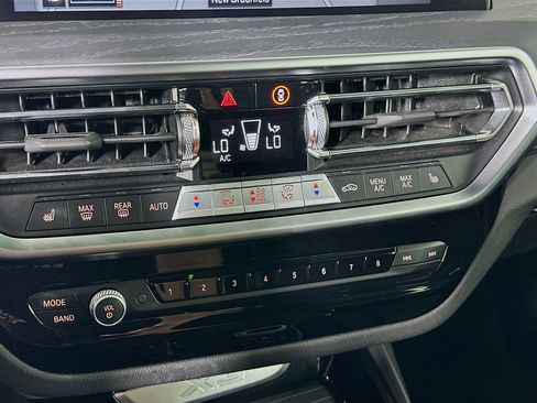 Used 2024 BMW X3 sDrive30i image 23