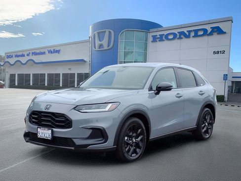 Used 2024 Honda HR-V Sport image 1