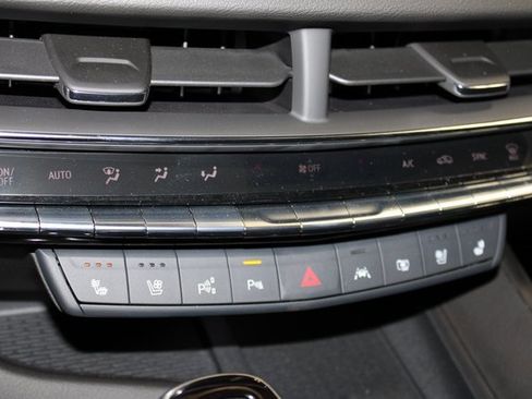 Used 2025 Cadillac CT5 V w/ Technology Package image 23