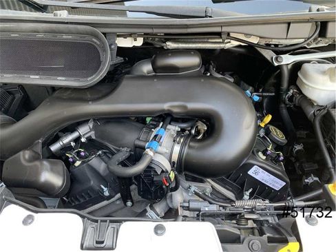 Used 2019 Ford Transit 150 XLT image 17