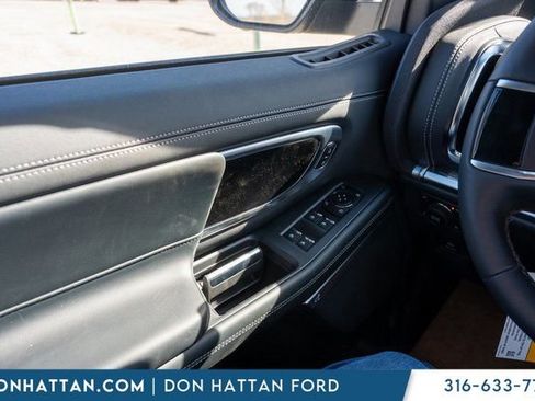 New 2026 Ford Expedition Platinum w/ Stealth Appearance Package image 17