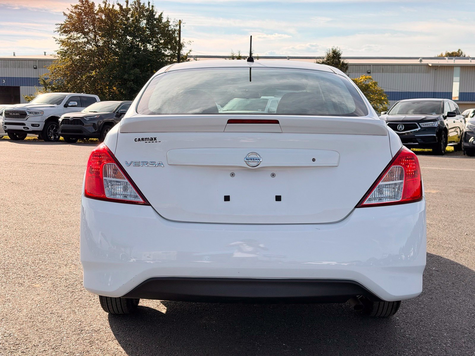 Used 2018 Nissan Versa S Plus FWD image 9