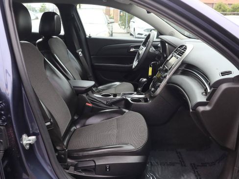 Used 2014 Chevrolet Malibu LT w/ Power Convenience Package FWD image 9