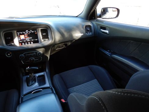 Used 2023 Dodge Charger GT w/ Blacktop Package image 19