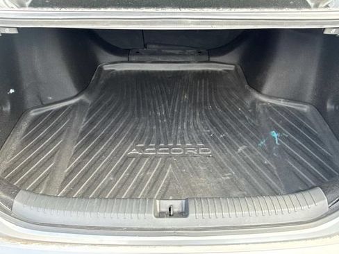Used 2024 Honda Accord Sport image 11