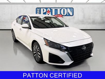 Used 2023 Nissan Altima 2.5 SV