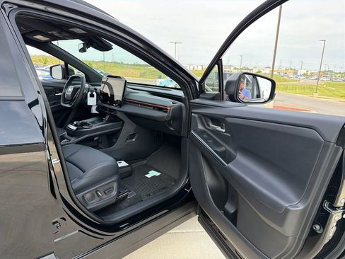 New 2026 Subaru Uncharted AWD image 30