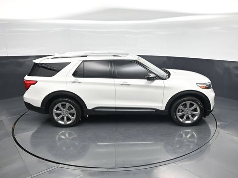 Used 2020 Ford Explorer Platinum w/ Premium Technology Package AWD/4WD image 43