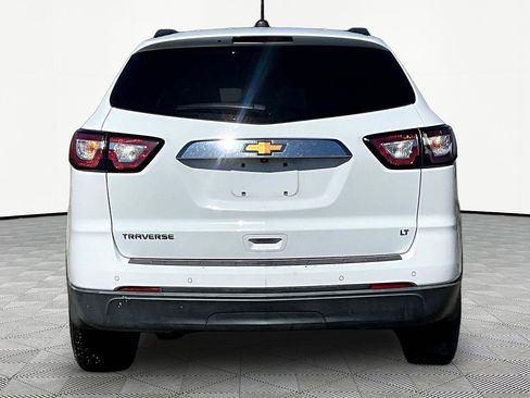 Used 2017 Chevrolet Traverse LT image 5