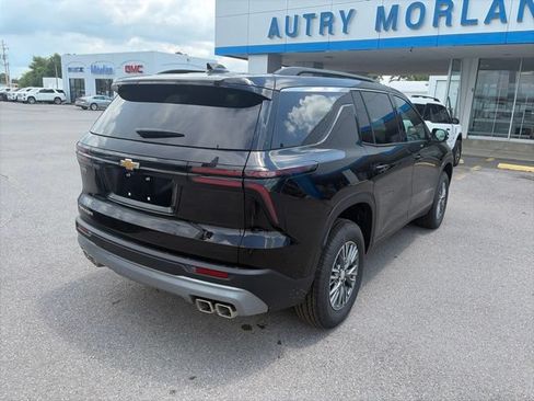 New 2026 Chevrolet Traverse LT w/ LPO, Floor Liner Package FWD image 6