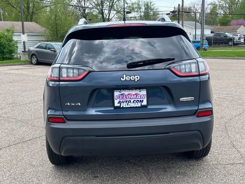 Used 2020 Jeep Cherokee Latitude Plus w/ Cold Weather Group AWD/4WD image 4