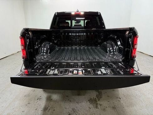 New 2026 RAM 1500 4x4 Crew Cab image 8
