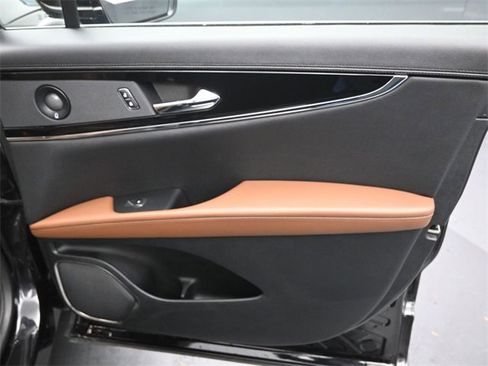 Certified 2023 Lincoln Nautilus Reserve w/ Equipment Group 201A image 30