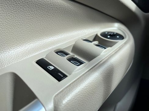 Used 2019 Ford Escape Titanium w/ U9j03 - Titanium Tow Package image 27