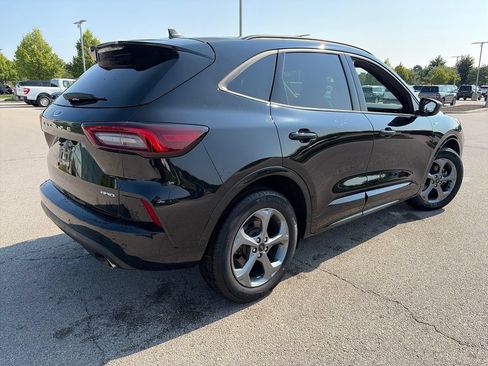 Used 2023 Ford Escape ST-Line w/ Tech Pack #1 AWD/4WD image 7