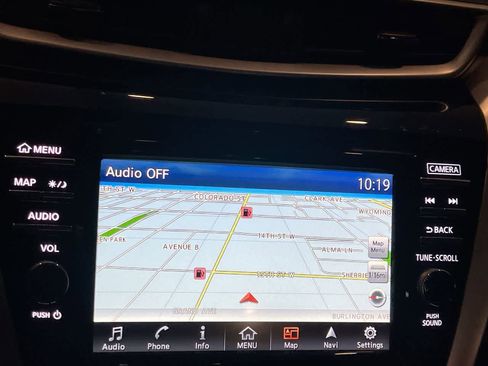 Used 2018 Nissan Murano S image 18