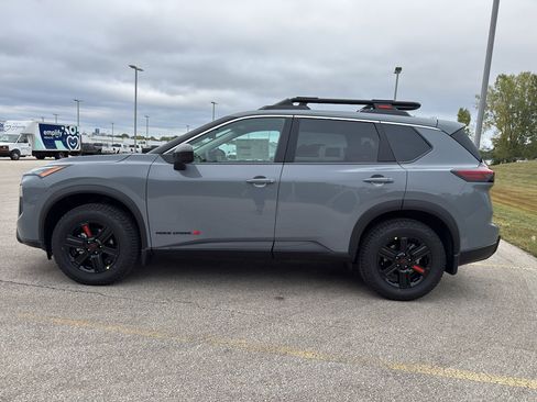 New 2026 Nissan Rogue SV image 6