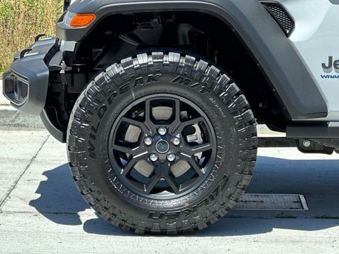 Used 2025 Jeep Wrangler Unlimited Sport S 4xe AWD/4WD image 25