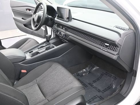 Used 2024 Honda Accord EX image 24