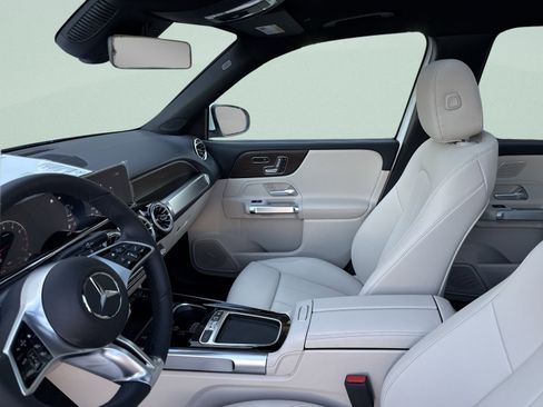 Certified 2026 Mercedes-Benz GLB 250 image 20