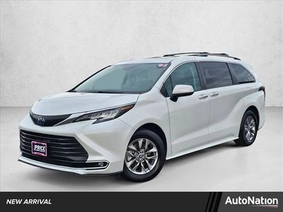 Used 2023 Toyota Sienna XLE