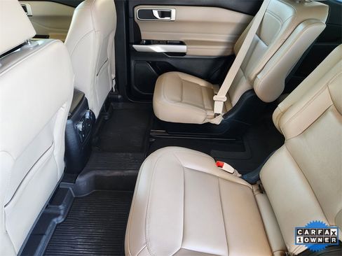 Used 2022 Ford Explorer XLT w/ Equipment Group 202A image 32