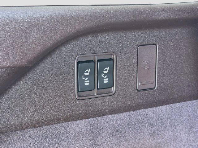 Used 2019 Lexus RX 350L AWD image 13