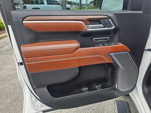 Used 2024 GMC Sierra 1500 Denali Ultimate AWD/4WD image 19
