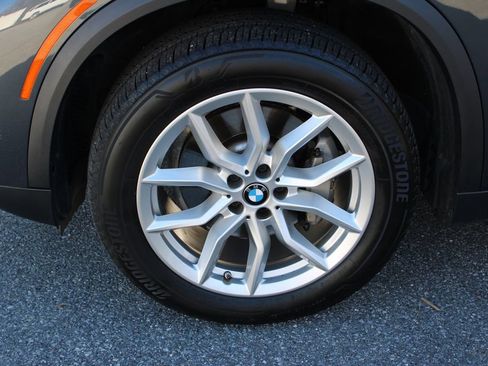 Used 2022 BMW X5 xDrive40i w/ Premium Package image 35